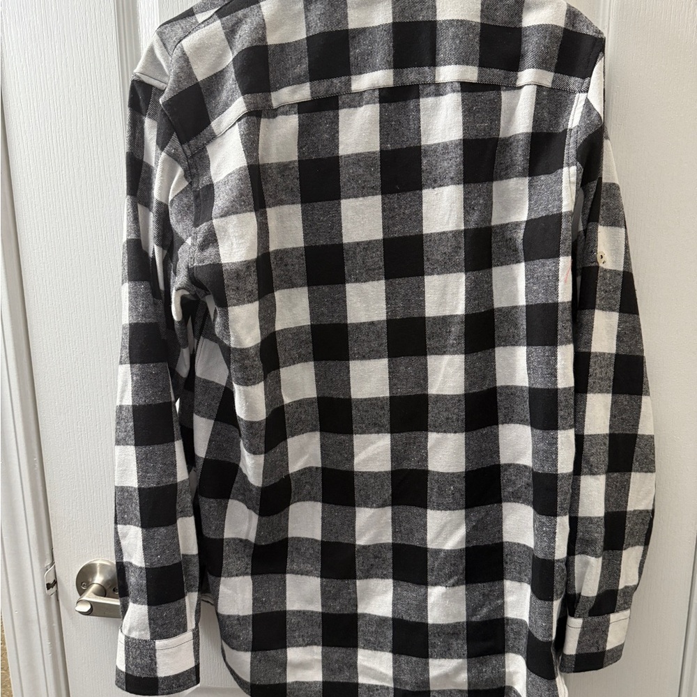 Black and White Plaid Button-Down Shirt - Picture 3 of 4